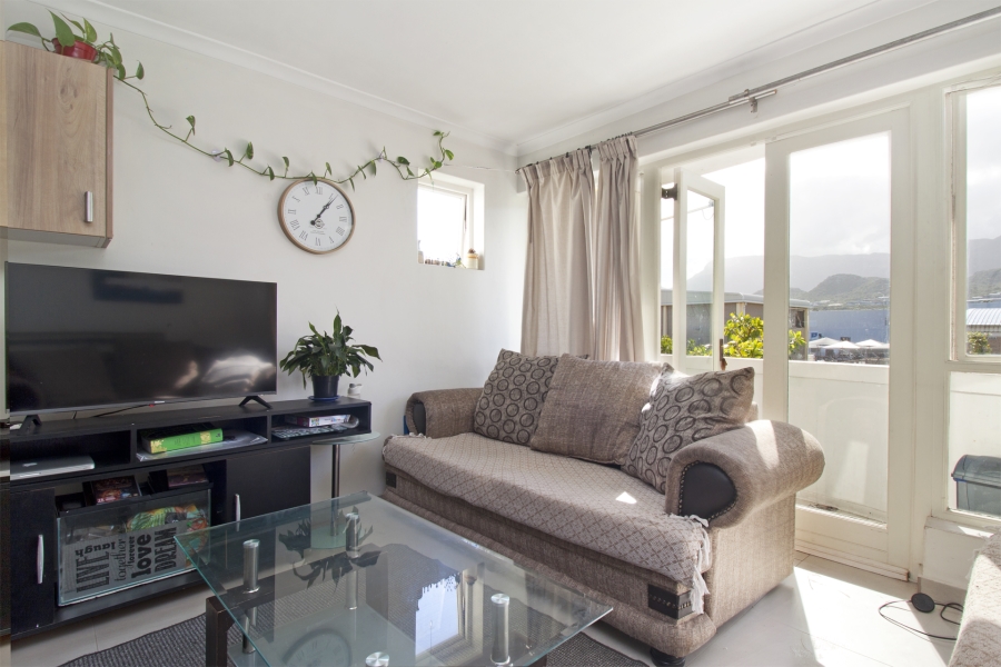 3 Bedroom Property for Sale in Sunnydale Western Cape